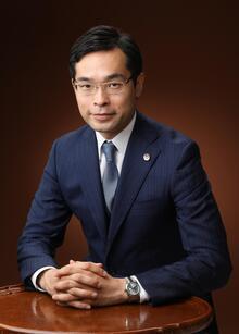 弁護士大隅愛友 ベストロイヤーズ.jpg
